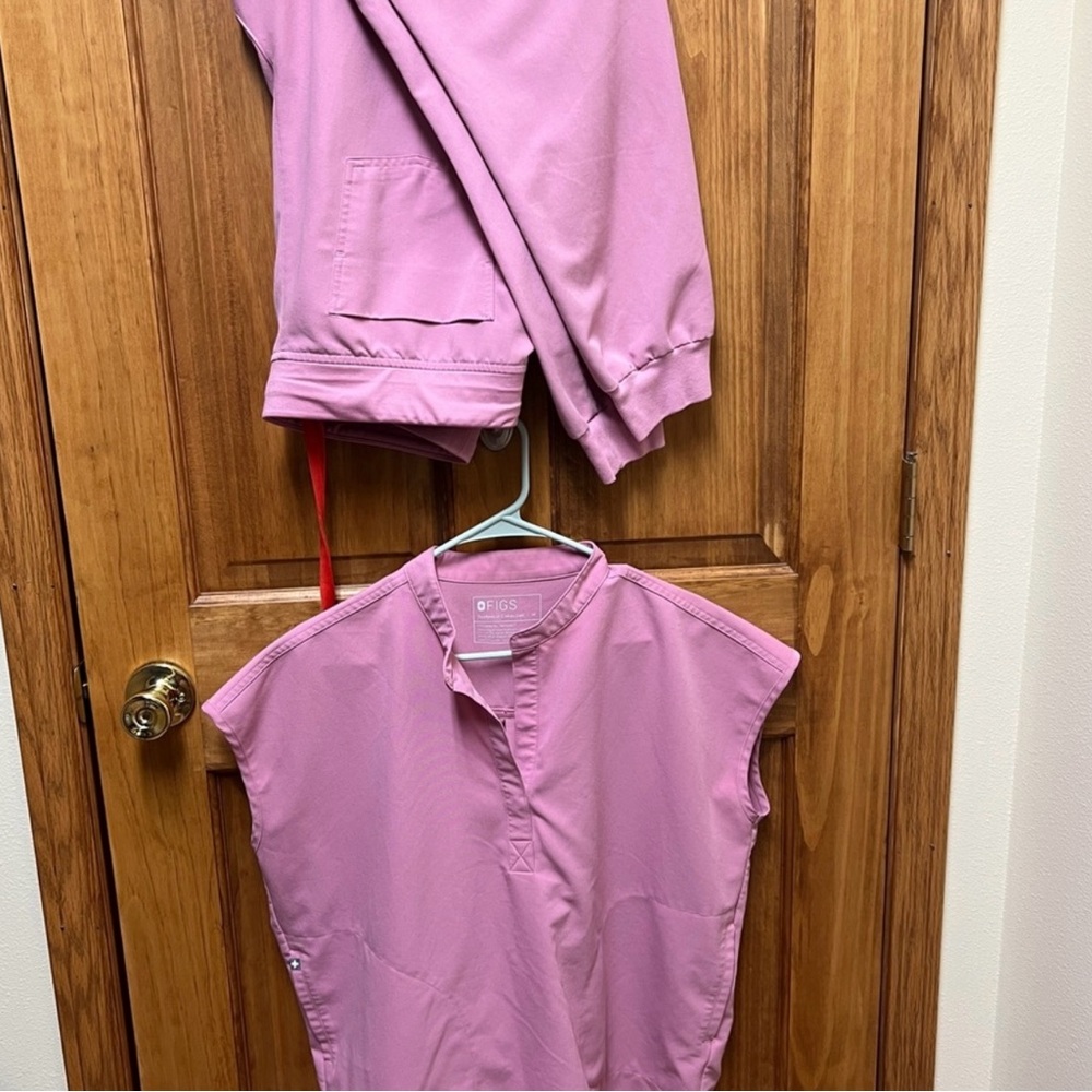 Figs Mauve Medical Scrub Set
